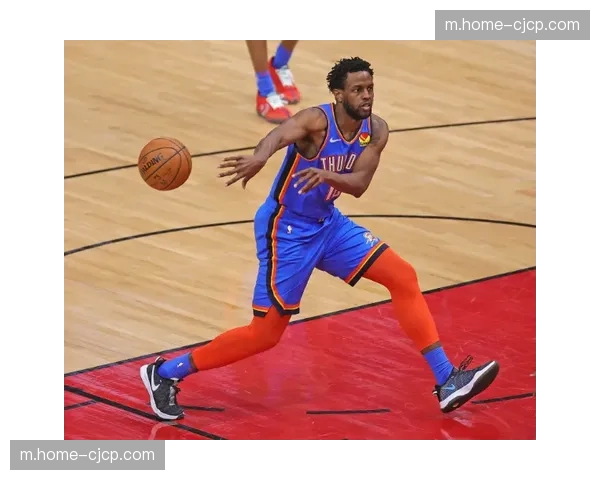 威金斯雷霆侧翼防守者 103.3防守评分展3D球员定位清晰