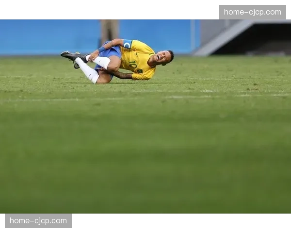 南非布罗德里克务实防守 东道主经验缺乏下战术适应能力成小组赛变数